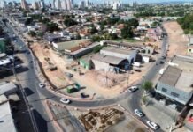 Obras avançam com demolição de imóveis, novas frentes e mudanças no tráfego
